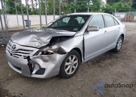 2011 Toyota Camry Le z USA, uszkodzony, nr VIN 4T4BF3EK5BR203076